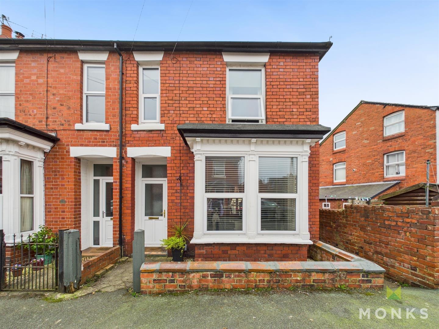 25 Stewart Road, Oswestry, SY11 2HB For Sale